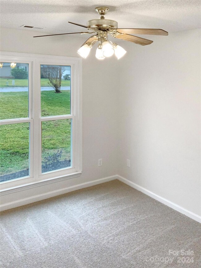 4660 Falcon Chase Dr SW, Concord, NC 28027 - photo 5