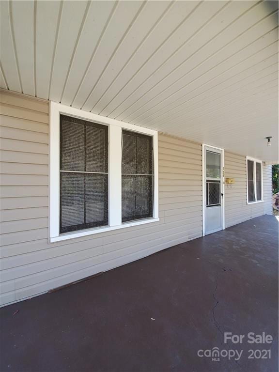 726 Brevard St, Statesville, NC 28677 - photo 5