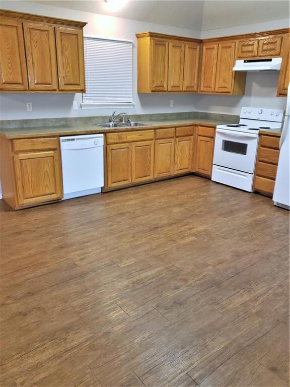 124 Power St unit 200, Bridgeport, TX 76426 - photo 6