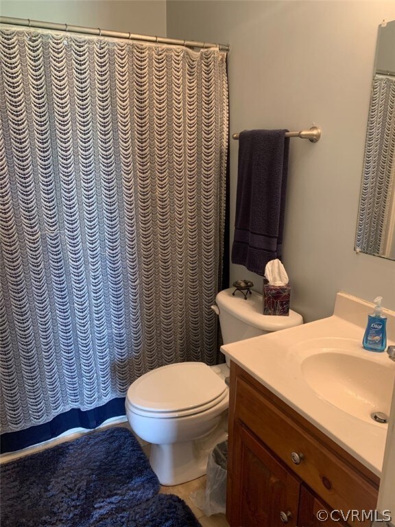 326 Old Howerton Rd, Dunnsville, VA 22454 - photo 5