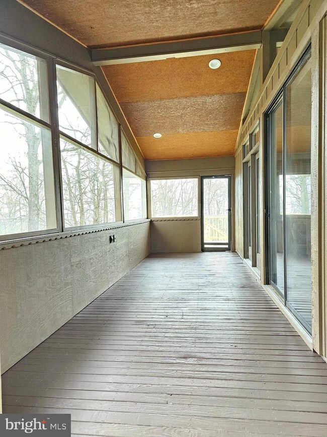 97 Bitter, Shenandoah, VA 22849 - photo 3