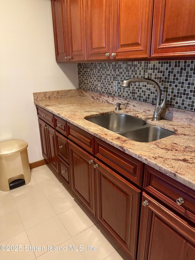 Elmwood Park Drive unit 107, Staten Island, NY 10314 - photo 3