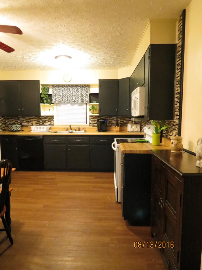 705 McCammon Rd, Knoxville, TN 37920 - photo 3