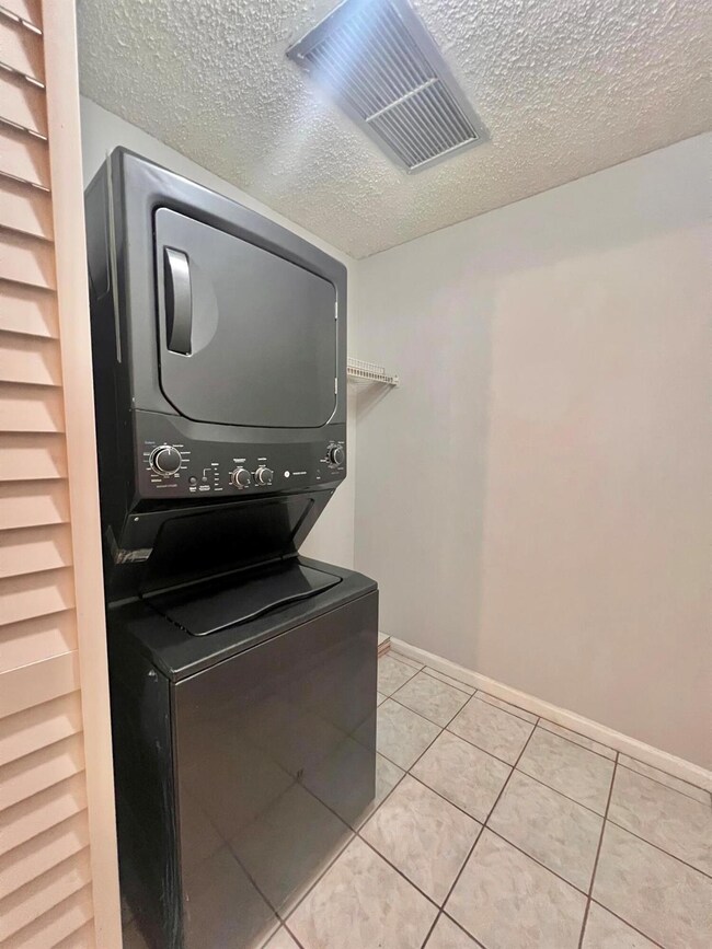 5330 Elmhurst Rd unit G, West Palm Beach, FL 33417 - photo 7