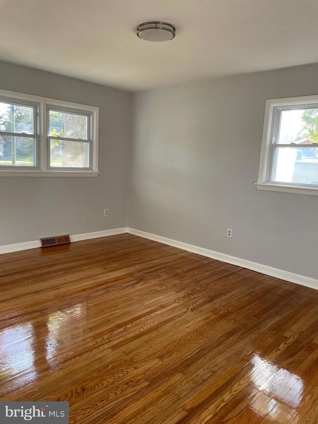 824 W Somerdale Rd, Somerdale, NJ 08083 - photo 5