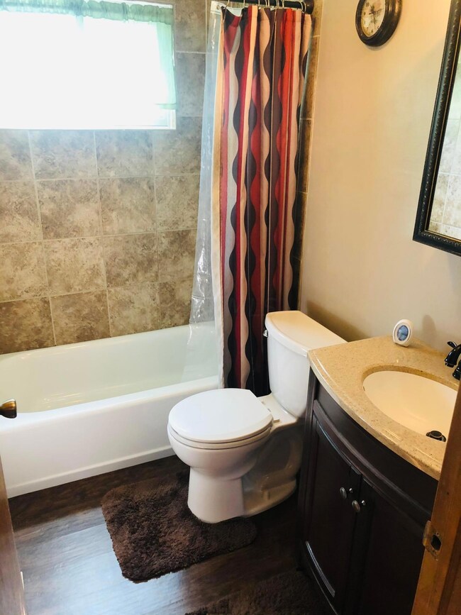 1000 Harwood Dr, Columbus, OH 43228 - photo 7