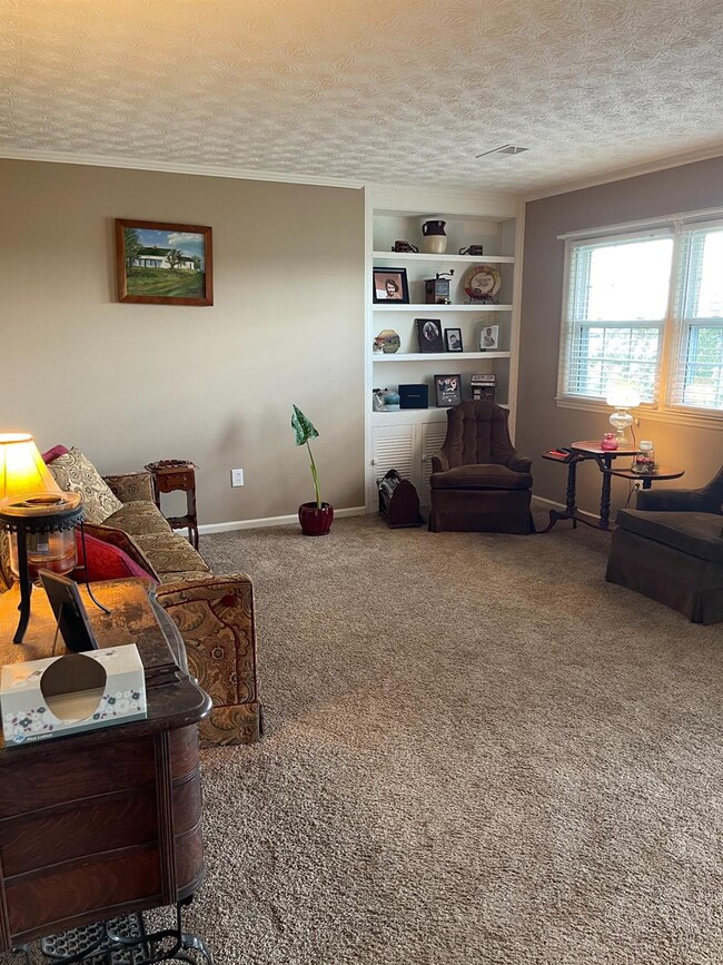 3339 Louisville Rd, Salvisa, KY 40372 - photo 7