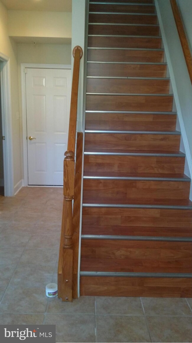 589 Kingfisher Ave, Gaithersburg, MD 20877 - photo 4