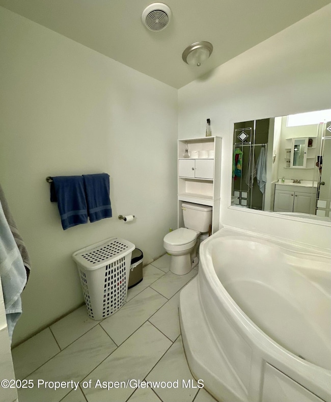 77940009677__1377BCCB-529D-4CFD-BBDC-9AA