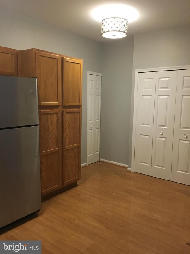 1452 Flatwood Ct, Crofton, MD 21114 - photo 6