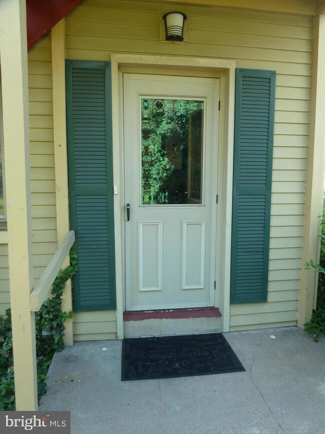 285 N Main St First Floor, Doylestown, PA 18901 - photo 6