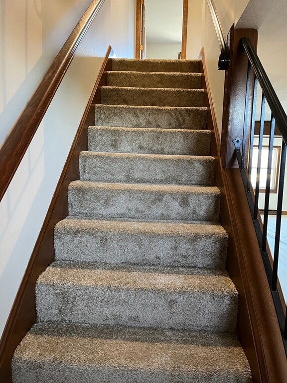 84 E Water St, North Andover, MA 01845 - photo 5