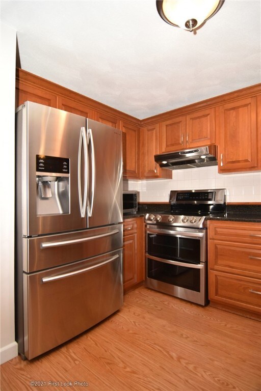 63 Esmond St unit C, Smithfield, RI 02917 - photo 5