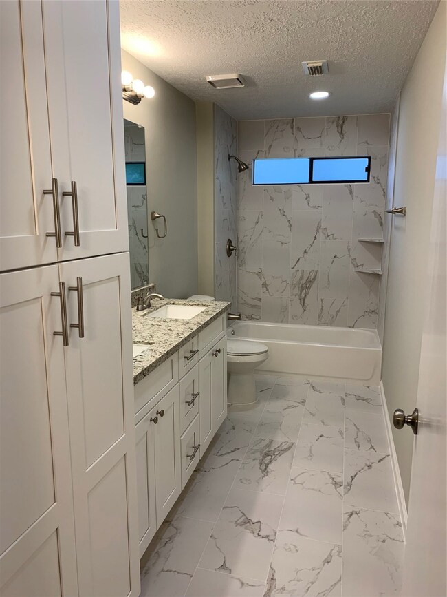 8222 Town Creek Dr, Houston, TX 77095 - photo 7