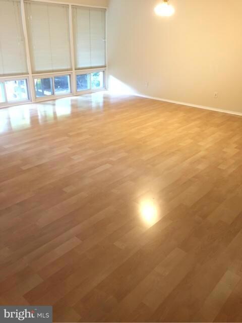 7534 Spring Lake Dr unit A, Bethesda, MD 20817 - photo 2