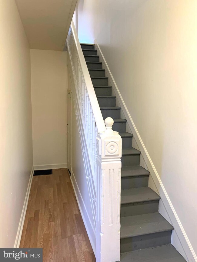 48 Madison Ave, Hagerstown, MD 21740 - photo 2