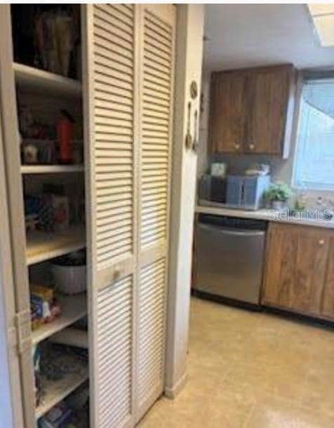 16881 Davis Rd unit 723, Fort Myers, FL 33908 - photo 5