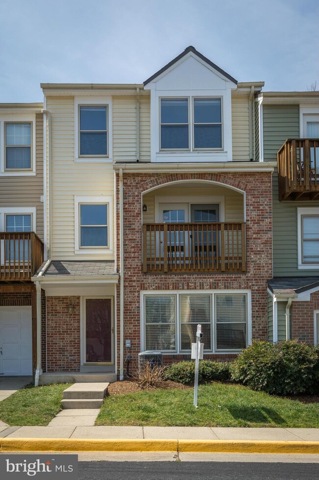 4107 Churchman Way unit 1, Woodbridge, VA 22192 - photo 2