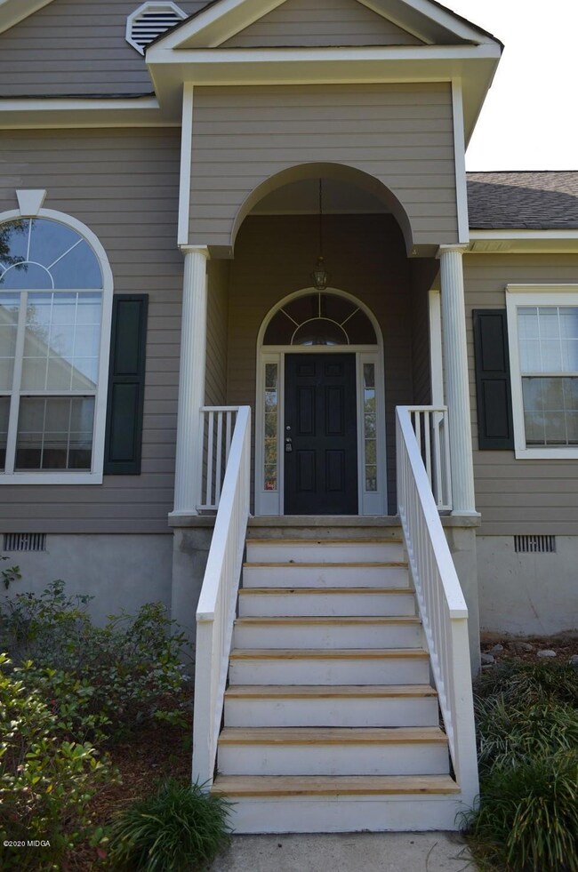 2 - Front Porch