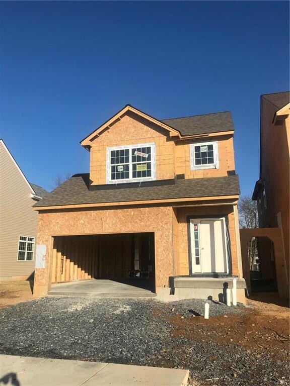 2139 Huntington Ln unit 31, Easton, PA 18040 - photo 2