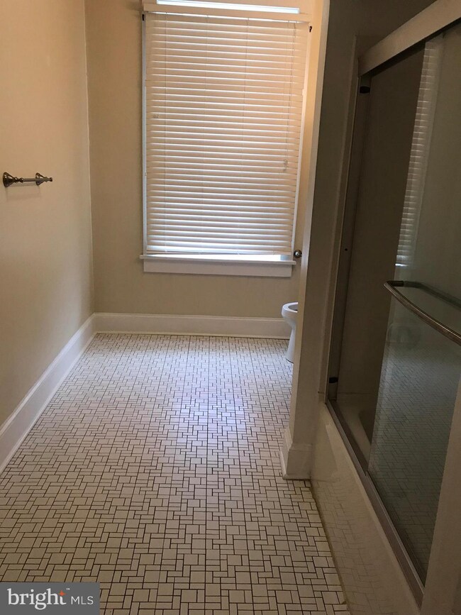 455 N Loudoun St unit 7, Winchester, VA 22601 - photo 6