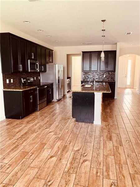 13516 Lake Yale View Loop, Grand Island, FL 32735 - photo 4