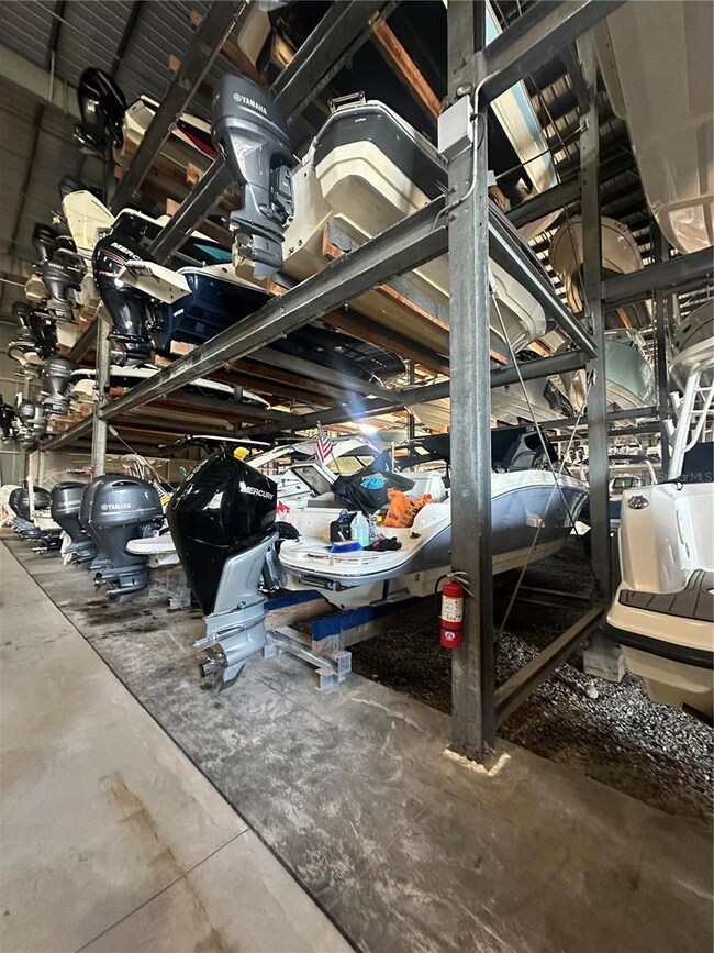 570 Blackburn Point Rd unit 25, Osprey, FL 34229 - photo 4