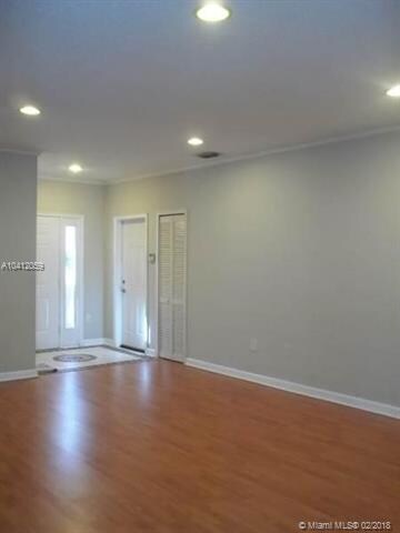 4417 NW 109th Ct, Doral, FL 33178 - photo 2