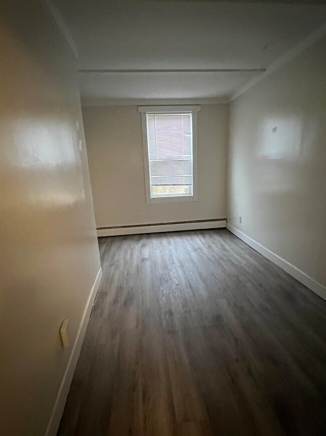 289 Main St unit D, Somersworth, NH 03878 - photo 6