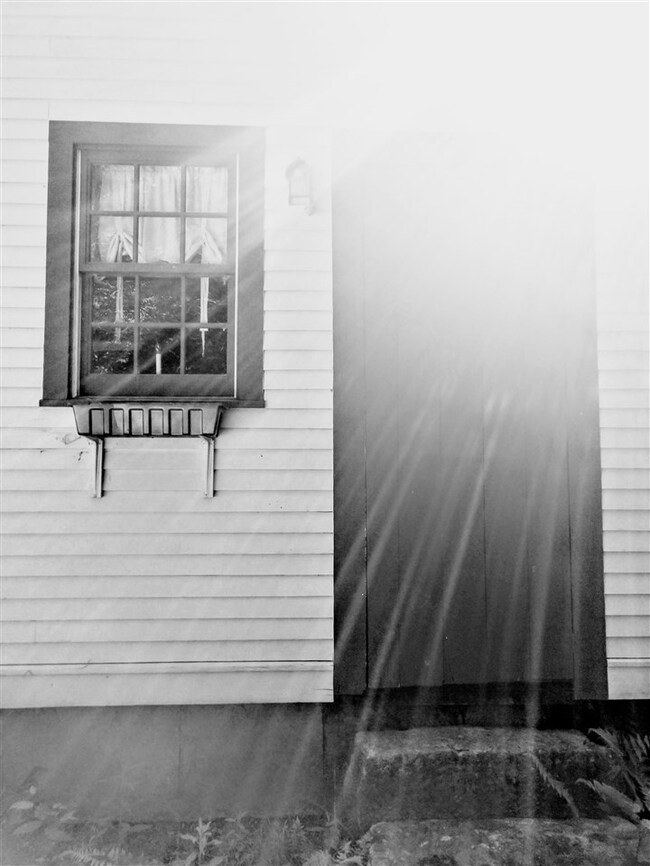 105 Clough Pond Rd, Canterbury, NH 03224 - photo 7