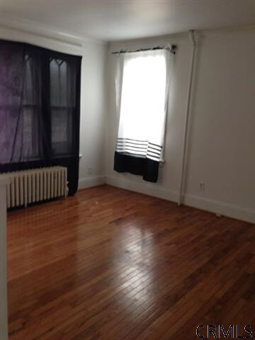 1014 Eastern Ave, Schenectady, NY 12308 - photo 2