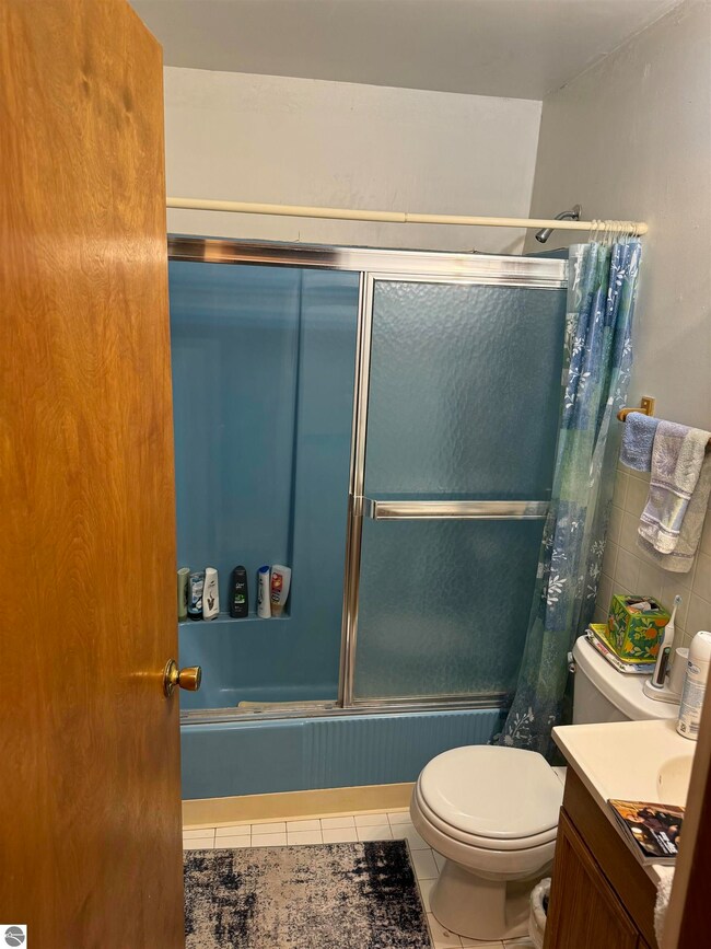 515 Thumb Lake Rd, Vanderbilt, MI 49795 - photo 5