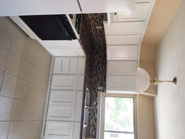 10404 Sugarberry Dr, El Paso, TX 79925 - photo 5