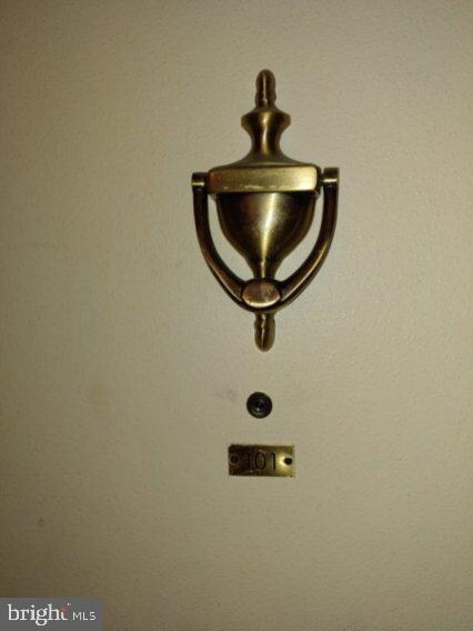 1946 Kennedy Dr unit 101, McLean, VA 22102 - photo 4