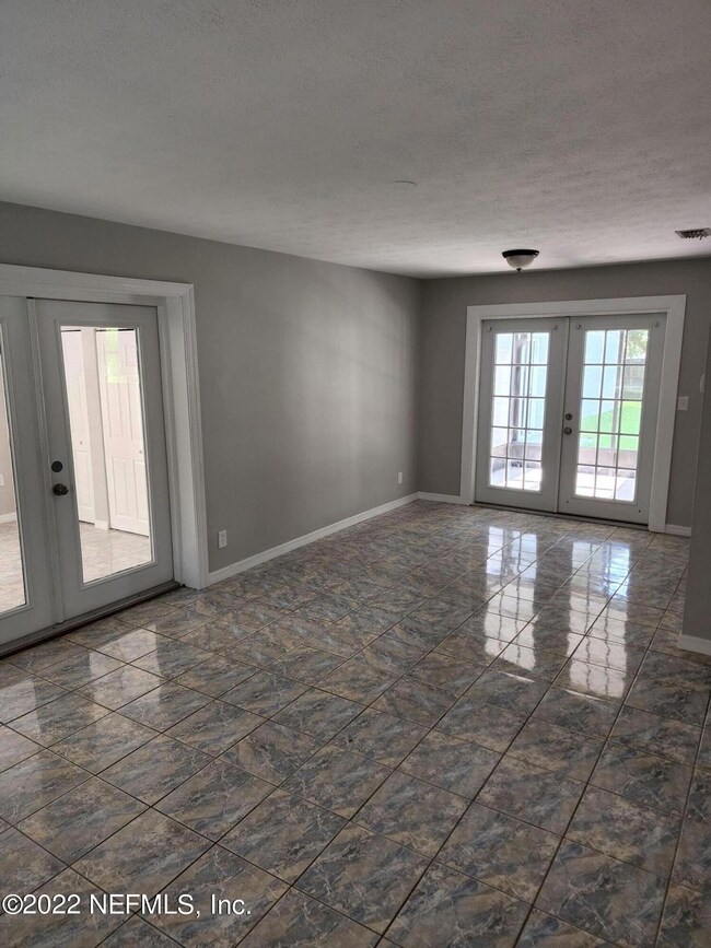 6730 Cotton Tail Ln, Jacksonville, FL 32210 - photo 6