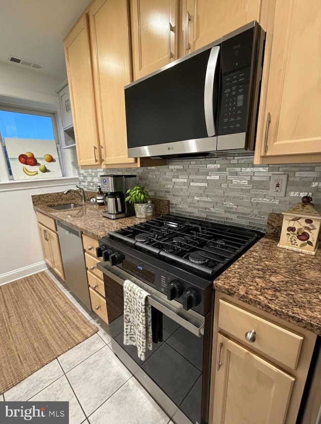 1827 1st St NW unit 1, Washington, DC 20001 - photo 6