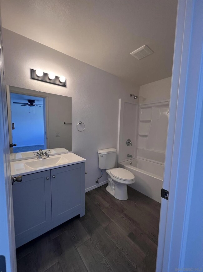 1932 West Dr unit E, Vista, CA 92083 - photo 4