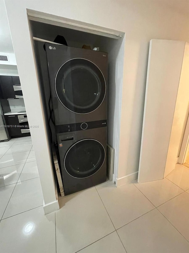 The Ivy Condominium unit 2202, Miami, FL 33130 - photo 6