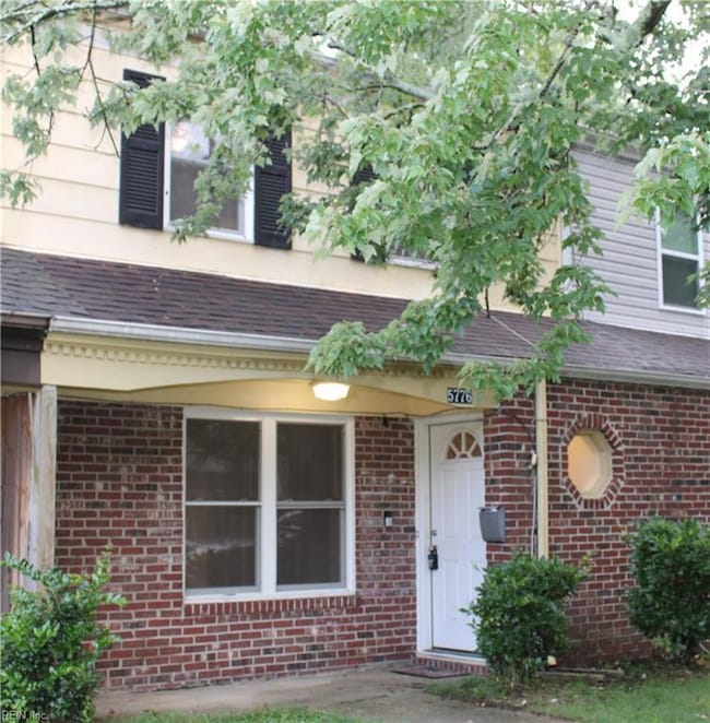 5776 W Hastings Arch, Virginia Beach, VA 23462 - photo 2