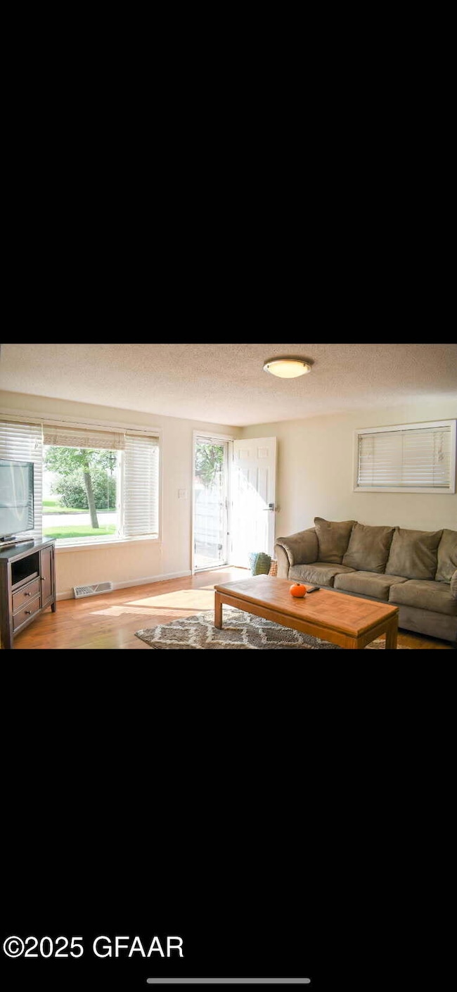 517 7th St SE, Devils Lake, ND 58301 - photo 3