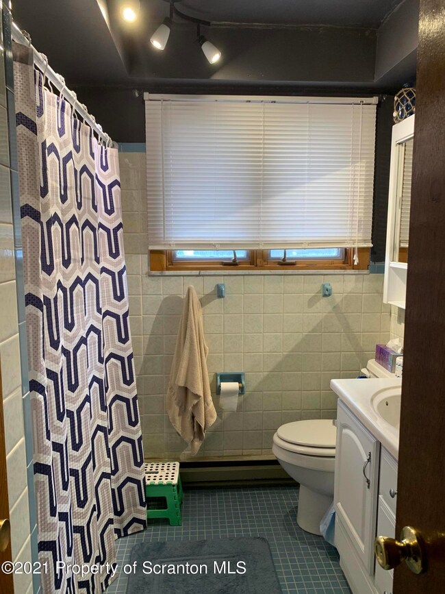 1 Garber St, Old Forge, PA 18518 - photo 7