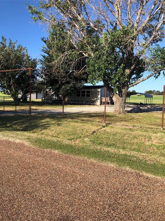 231 County Road 4795, Boyd, TX 76023 - photo 3