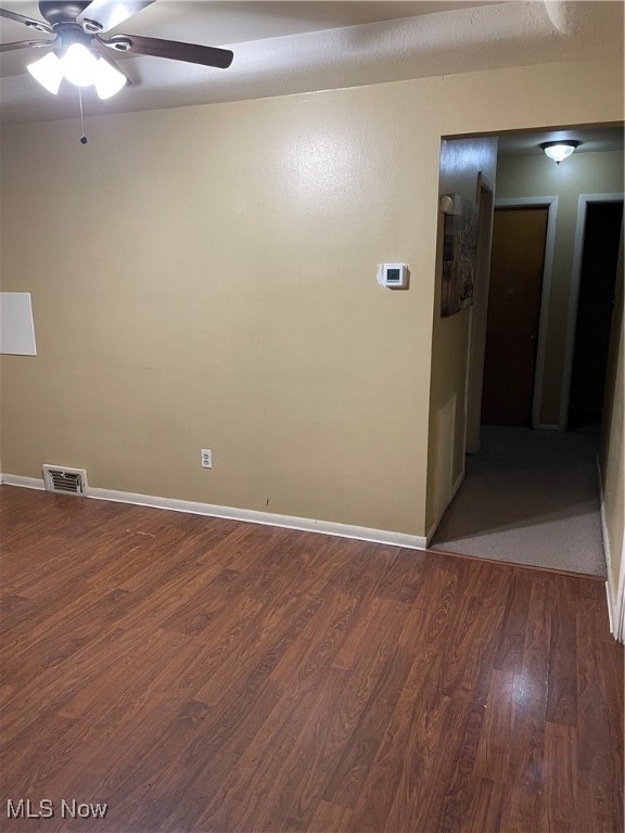 3533 Daleford Rd, Cleveland, OH 44120 - photo 5