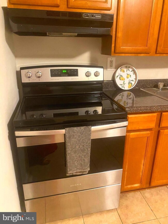 4104 Dudley Ave, Baltimore, MD 21213 - photo 4