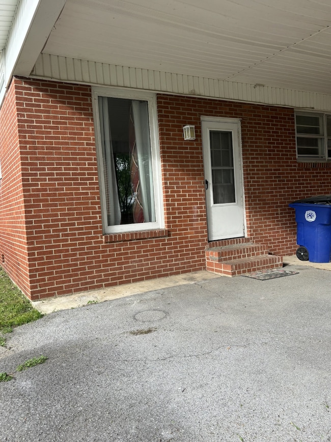 115 Horseshoe Dr, Shelbyville, TN 37160 - photo 4