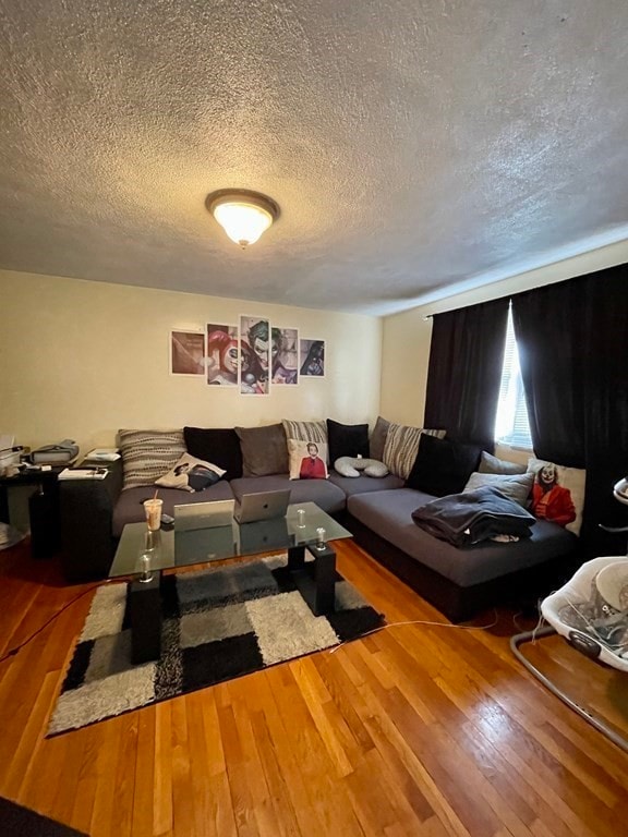 7 Russell St unit 2, Everett, MA 02149 - photo 2