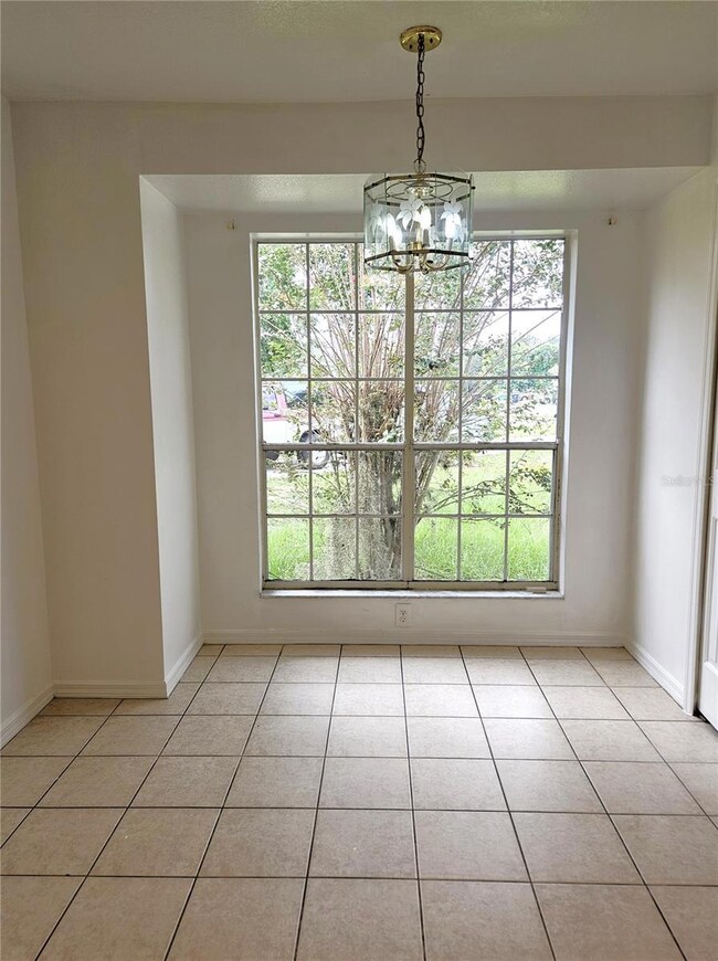 unlisted-address, Orlando, FL 32808 - photo 4