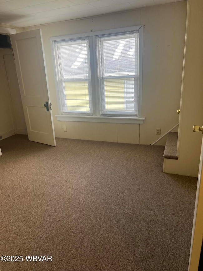 475 Bayard St unit 2ND FLR, Williamsport, PA 17702 - photo 5