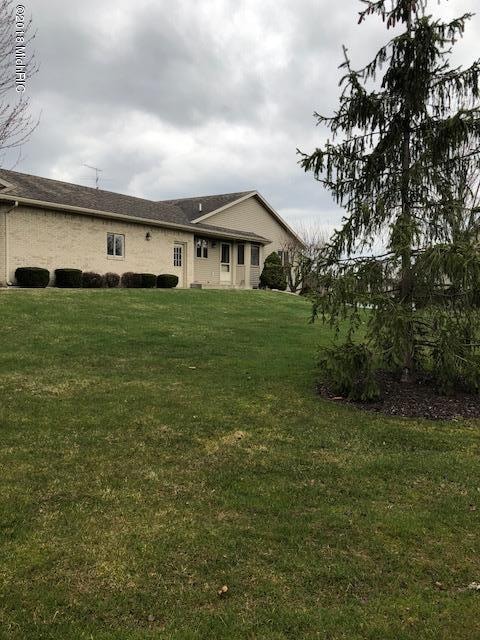 8025 Amber Creek Dr SW unit 72, Byron Center, MI 49315 - photo 4