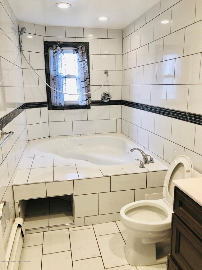 59 Thomas St unit 1, Staten Island, NY 10306 - photo 7